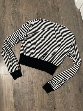Black & White Striped Long Sleeve Shirt from Freddies of Pinewood Medium